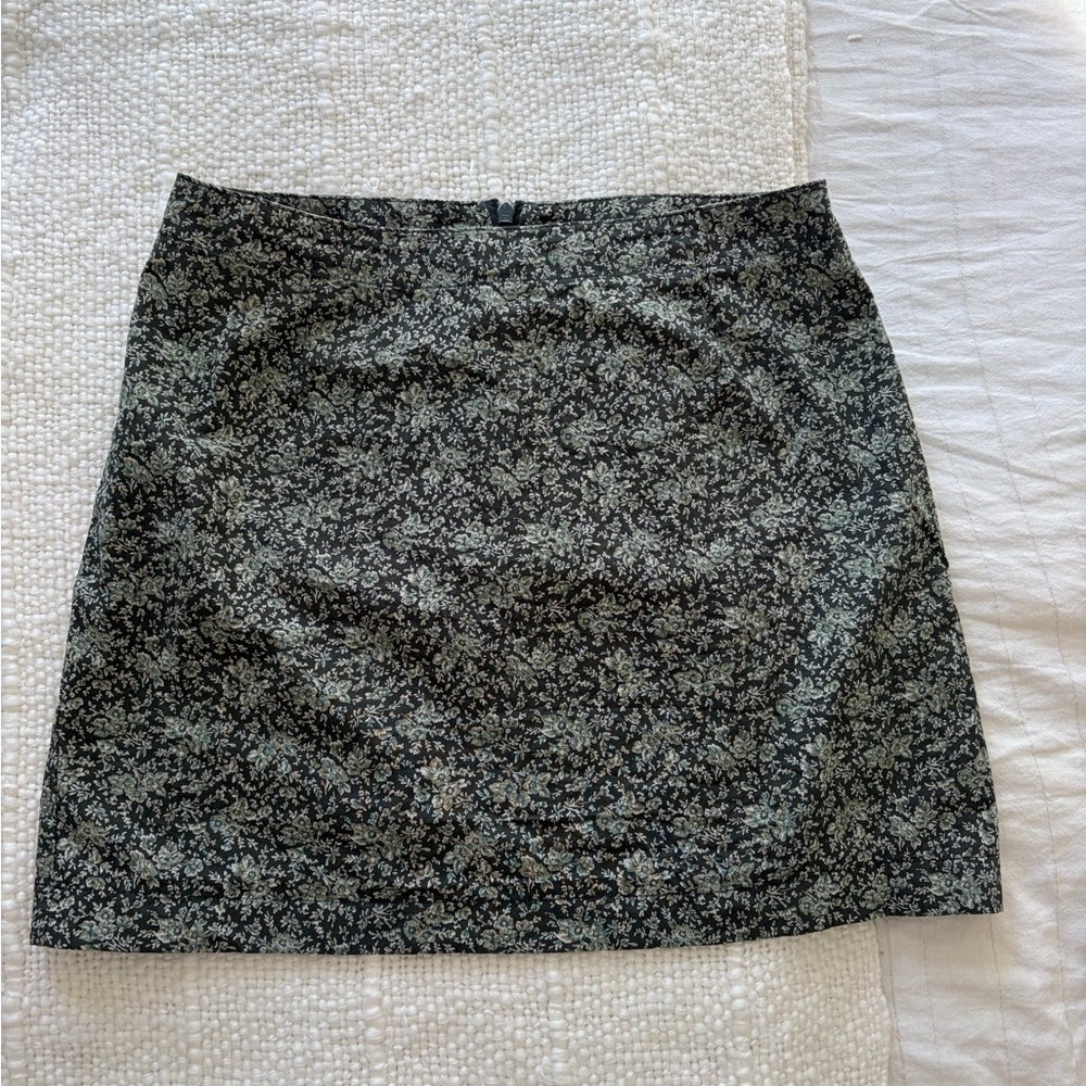 Vintage 100% cotton Gap Green Floral Pencil Skirt